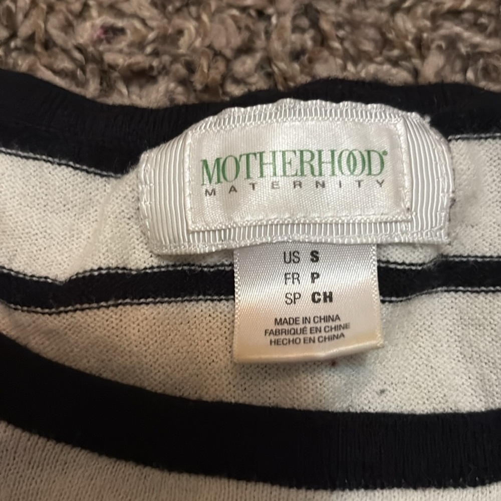 Motherhood Maternity 3/4 sleeve Pink Grey Black White Stripe Sweater Sz Small 🖤🩷 - Picture 2 of 5